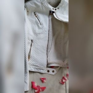 Palomares Sports  Beautiful leather white jacket